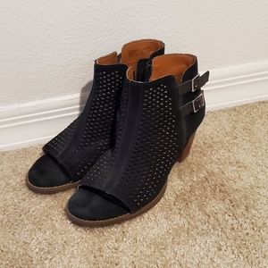 2.5in Heeled Bootie